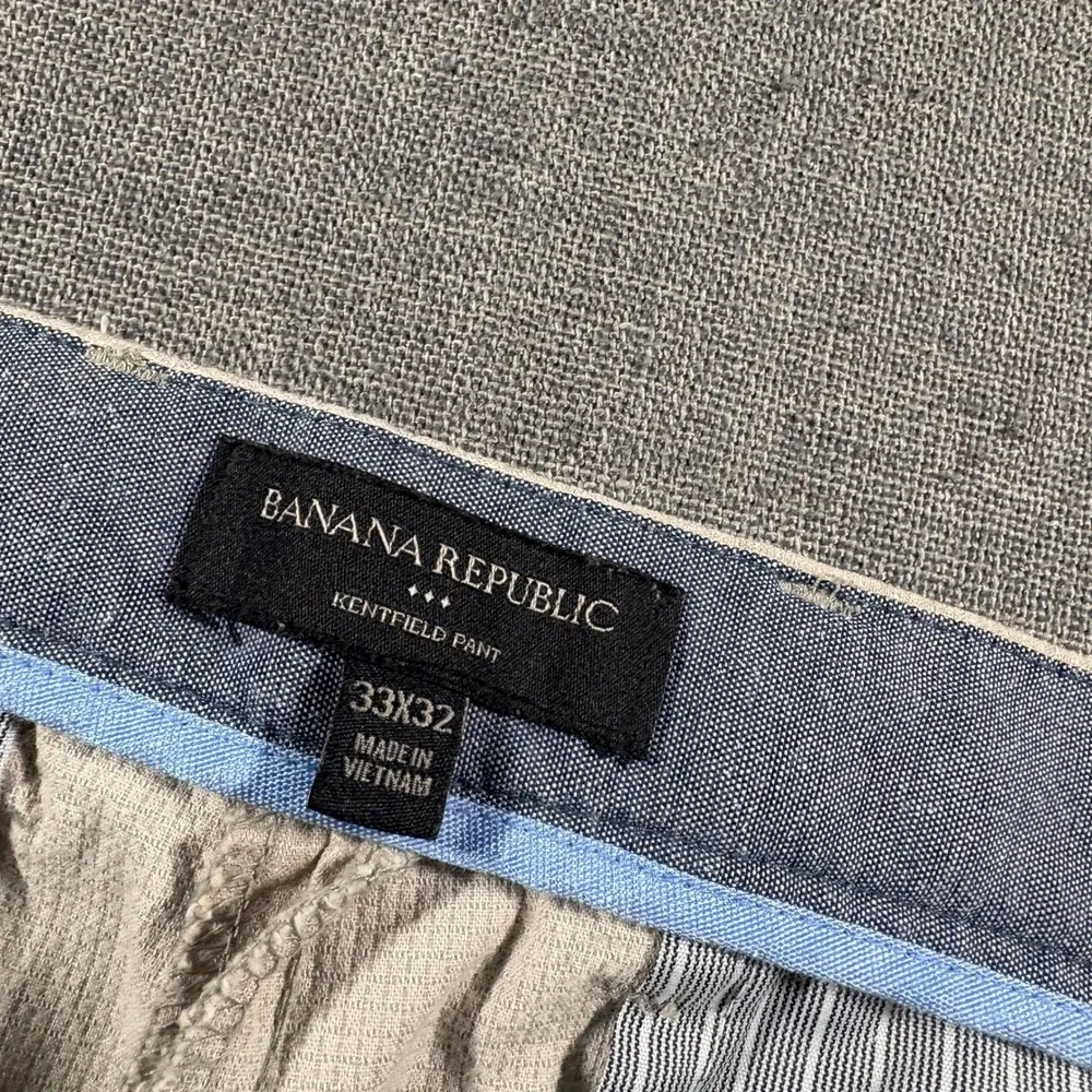 Banana Republic Kentfield Pant Men 33x32 Beige Micro Texture Cotton Chinos